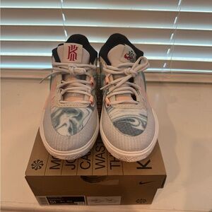 Brand new in the box Kyrie Irving 8 Nike size 5.5 boys and 7 women